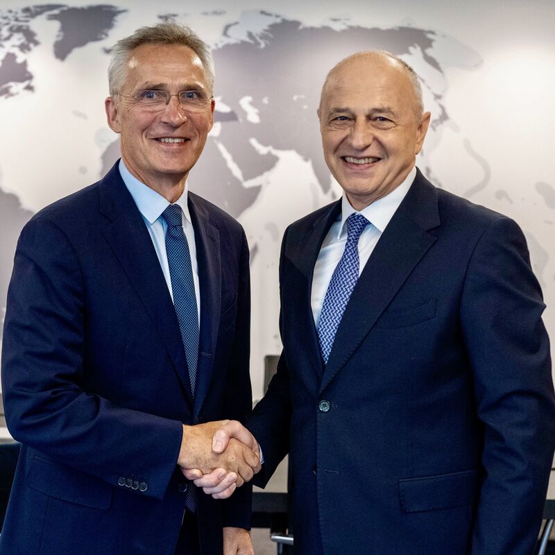 NATO'nun Genel Sekreter Yardımcısı Mircea Geoană Görevinden Ayrılıyor