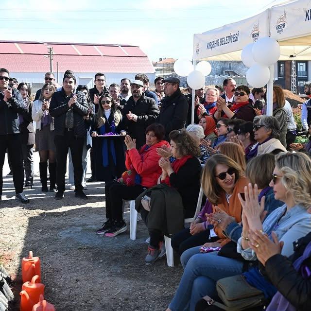 CHP Kırşehir Milletvekili Melih İlhan, 8 Mart Dünya Emekçi Kadınlar Günü'nde Fidan Dikim Etkinliğine Katıldı