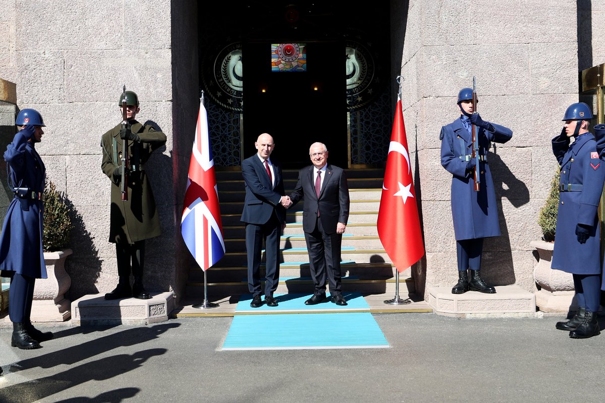 Türkiye-İngiltere İş Birliği Stratejik Konularla Güçleniyor