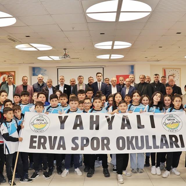 Yahyalı'da Erva Spor Okulu Öğrencileriyle Birlikte İftar Programı Düzenlendi