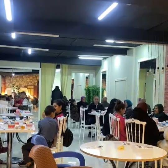 Aksaray Hayra Doğru Derneği, Adalet Erdal'ın Anısına İftar Yemeği Düzenledi