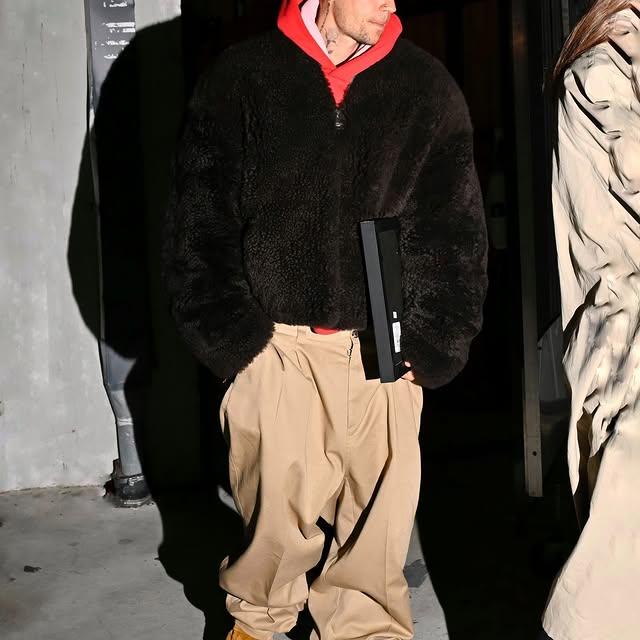 Justin Bieber, Beanie Şapka Trendini Yeniden Canlandırdı