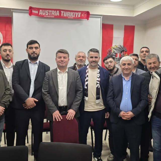Aksaray Belediye Başkanı Dinçer, Viyana'daki Hemşehrilerle Buluştu