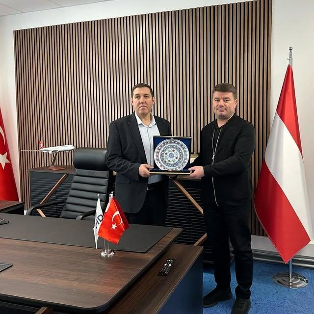 Aksaray Belediye Başkanı Dinçer, Avusturya UID Başkan Yardımcısı Yıldızlı ile Bir Araya Geldi