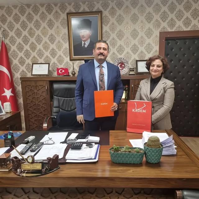 KADEM Temsicisi ve İŞKUR İl Müdürümüz Kırşehir’de Kadın İstihdamı Projelerini Tartıştı