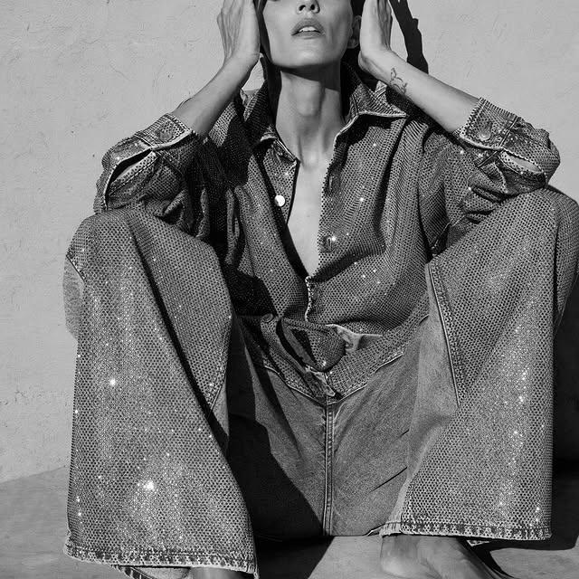Stella McCartney, Sürdürülebilir Tasarımlarda Kurşumsuz Kristaller Kullanıyor