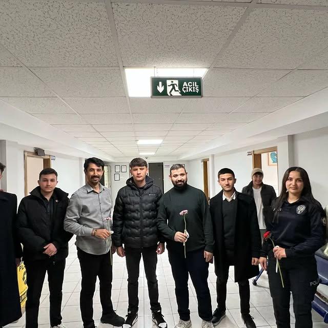 Ülkü Ocakları Aksaray, Polis Haftası'nda Polisleri Destekledi
