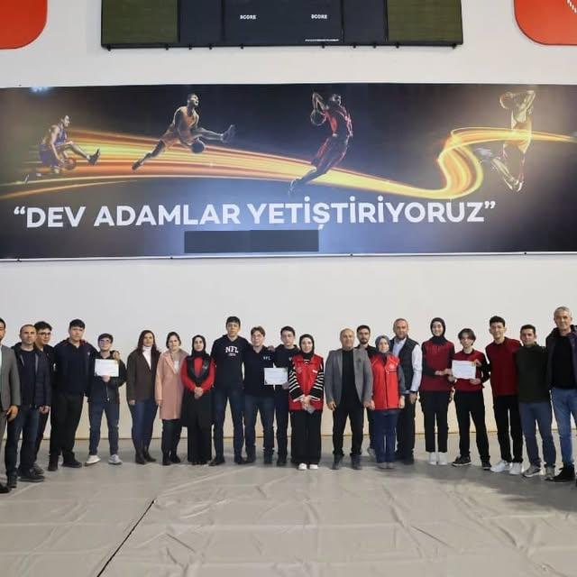 Niğdede Gençlik ve Spor Bakanlığı’na Bağlı İl Müdürlüğü Tarafından Kültür ve Sanat Yarışmaları Düzenlendi