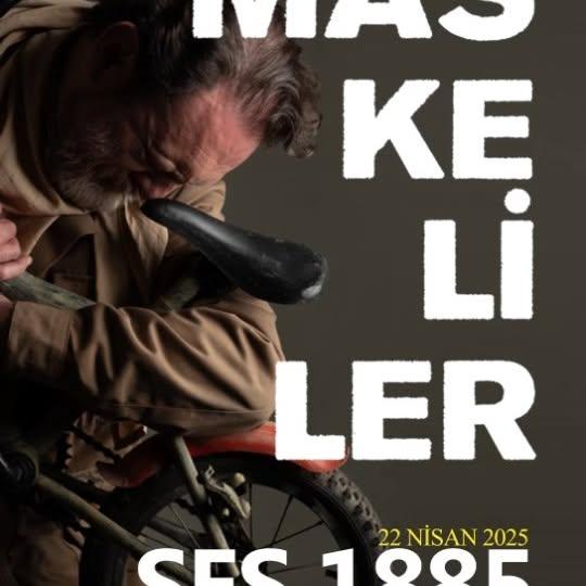 Maskeliler Tiyatrosu'nda Aile İçi Savaş: İsrail’de Hayatta Kalma Mücadelesi