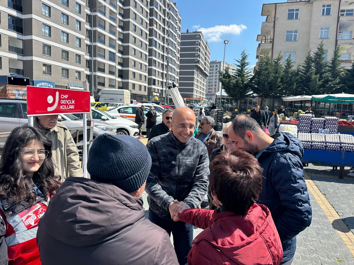 Kayseri'de Ekrem İmamoğlu İçin İmzalar Toplandı