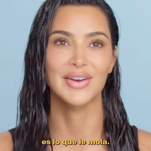 Kim Kardashian, Futbolsever Annesi Olarak Ortaya Çıktı