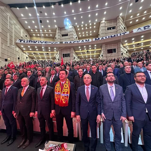 Kayseri'de Saadet Partisi İl Kongresi Yapıldı: Yeni Yönetim Ekibi Seçildi