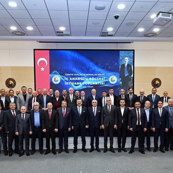 Türkiye Odalar ve Borsalar Birliği Başkanı, Nevşehir Ticaret ve Sanayi Odası ile İç Anadolu Bölgesi İş Dünyasını Bir Araya Getirdi