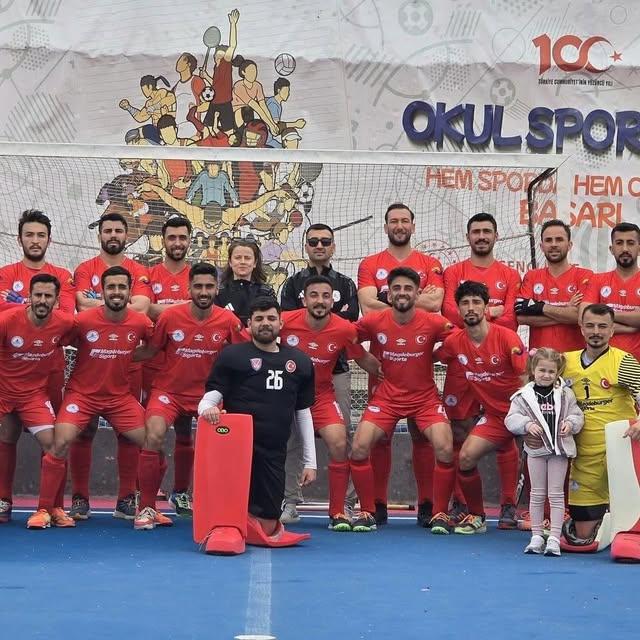 Nevşehir Belediyesi SK Hokey Takımı Süper Lig 1'de Namağlup Bir Dönem Geçirdi