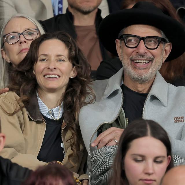 Jeff Goldblum ve Eşi, İtalya'da Futbol Maçı İzledi