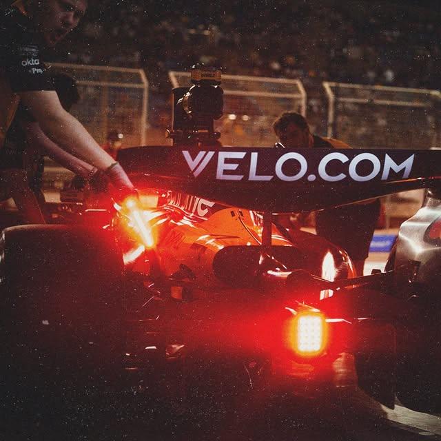 Bahreyn'de McLaren, Turuncu Dokunuşla Başlangıç