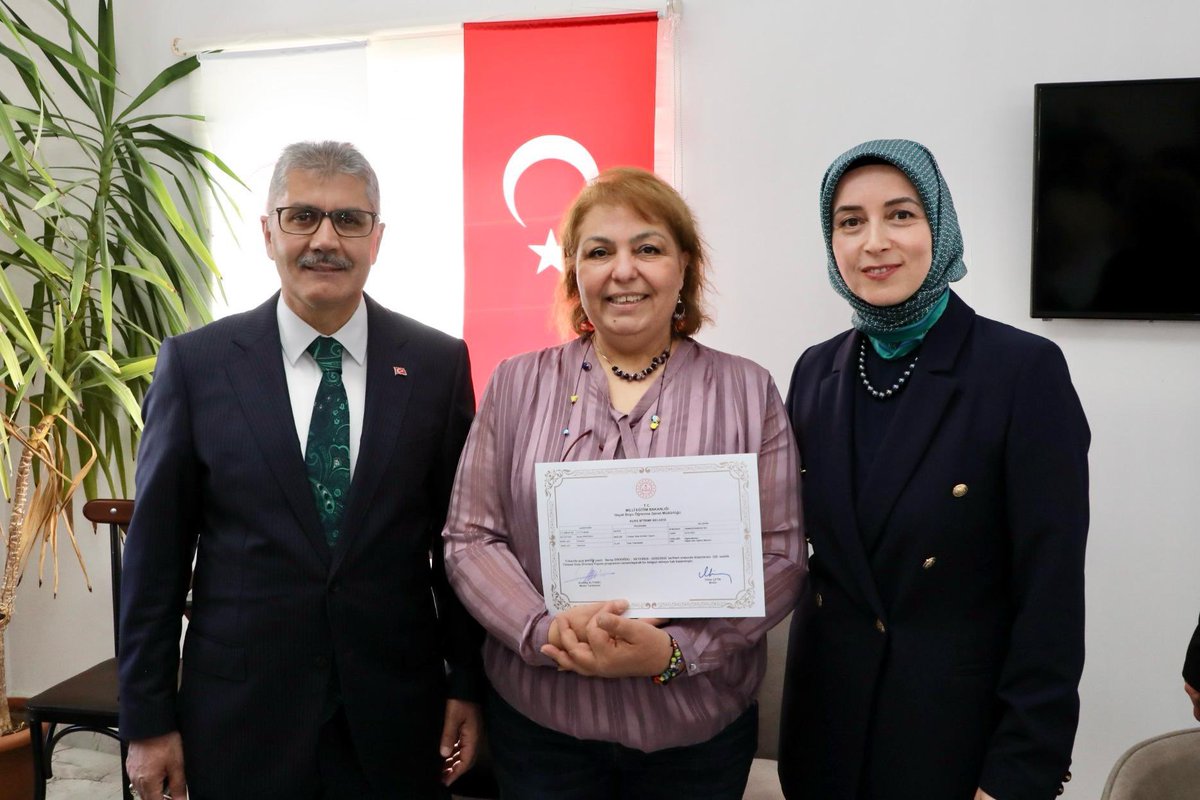 Niğde'de Yöresel Gıda Ürünleri Yapımında Uzmanlaşanlara Sertifika Verildi