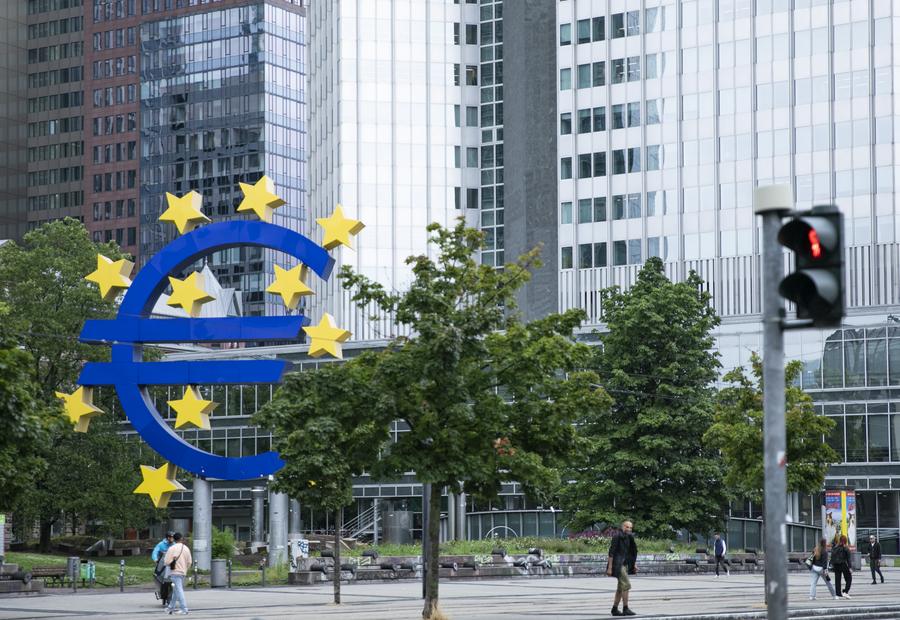 Avrupa Merkez Bankası Faiz Orallarını Düşürdü