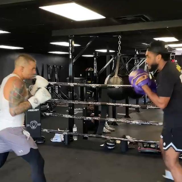 Dustin Poirier, Tekrar District'te: İşbirlikçi Ortaklık Duyurusu
