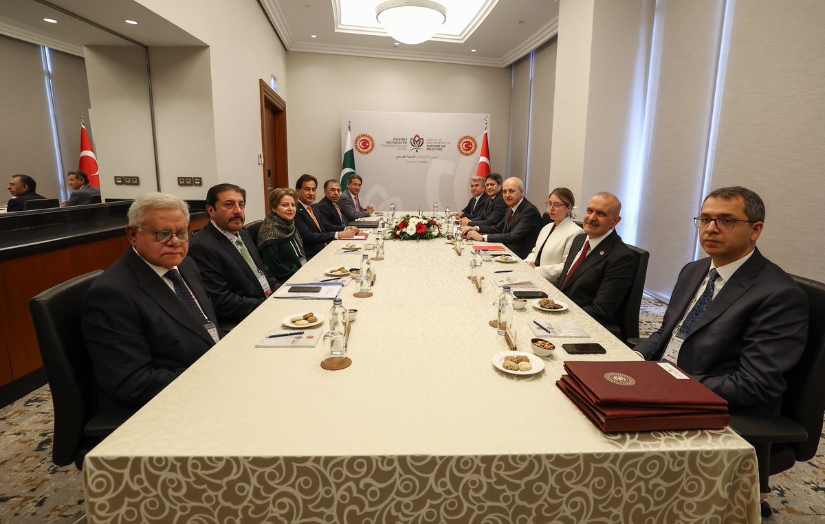 TBMM Başkanı Kurtulmuş, Filistin Desteği Konusunda Pakistan Ulusal Meclis Başkanıyla Buluştu