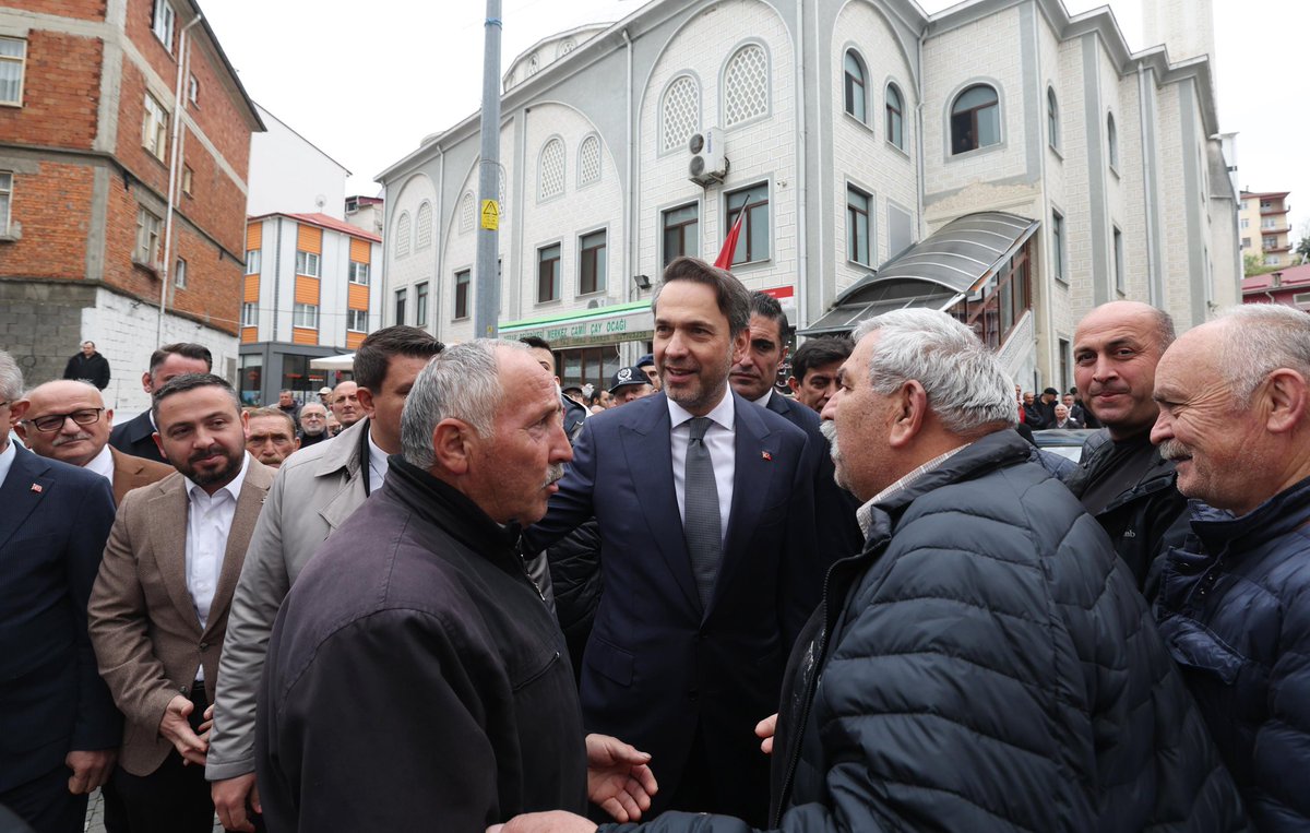Enerji Bakanı Bayraktar Giresun'da Vatandaşlarla Buluştu