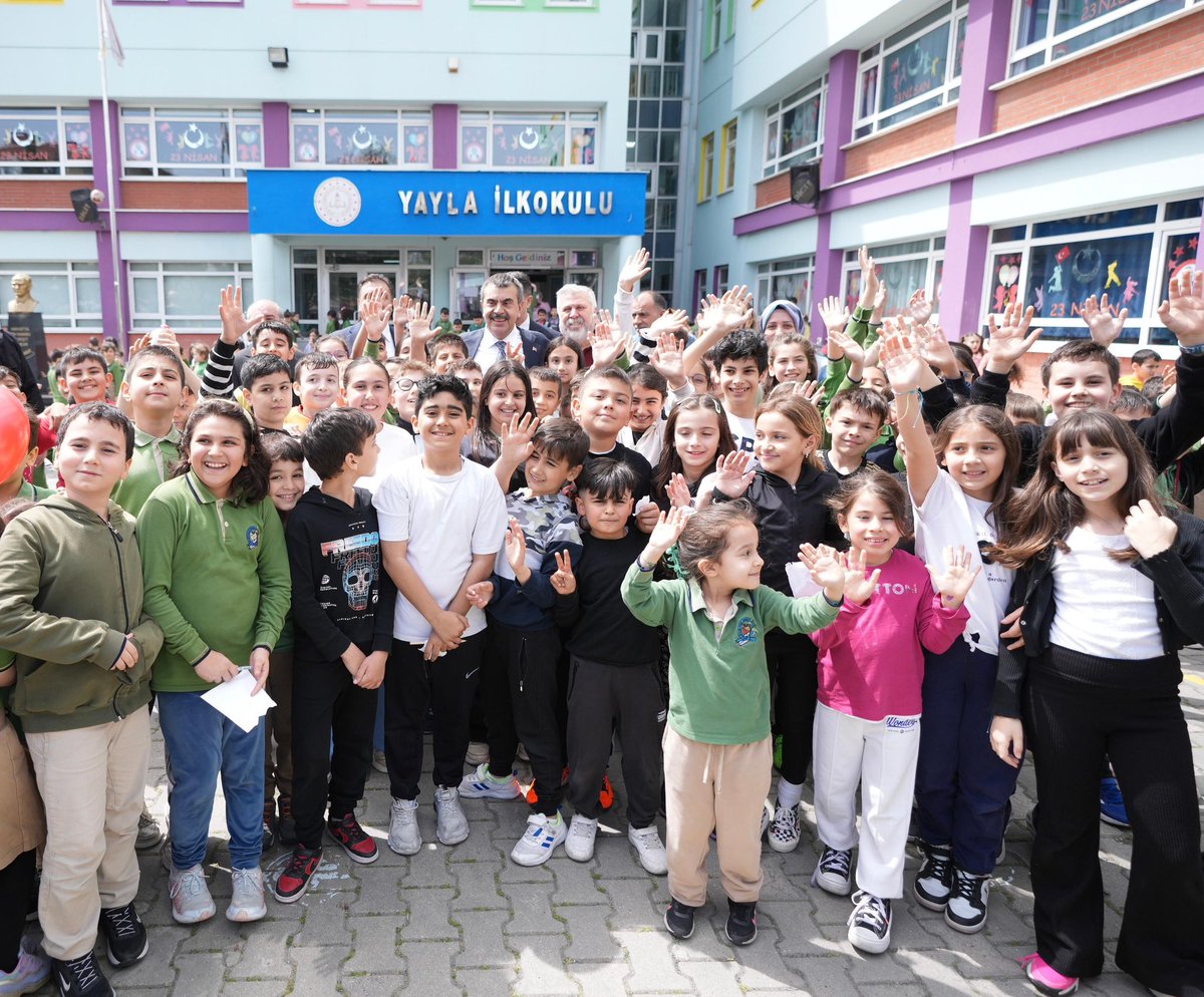 T.C. Millî Eğitim Bakanı Tekin Yayla İlkokulu’nu Ziyaret Etti