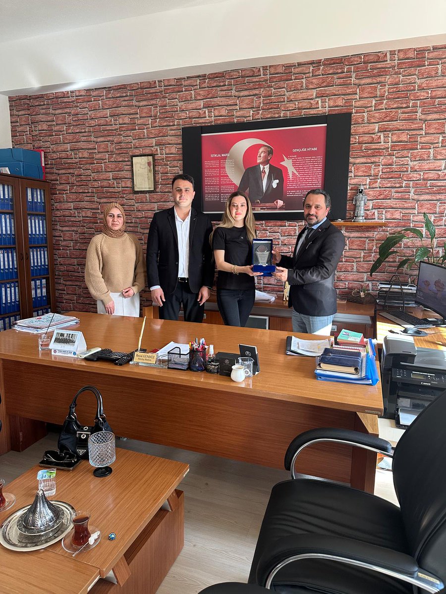 Nevşehir'de Gönüllüye Plaket Takdimi