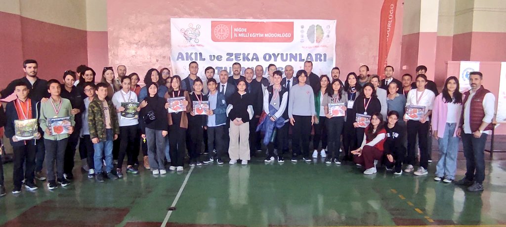 Niğde'de Akıl ve Zeka Oyunları Turnuvası Ödül Töreni