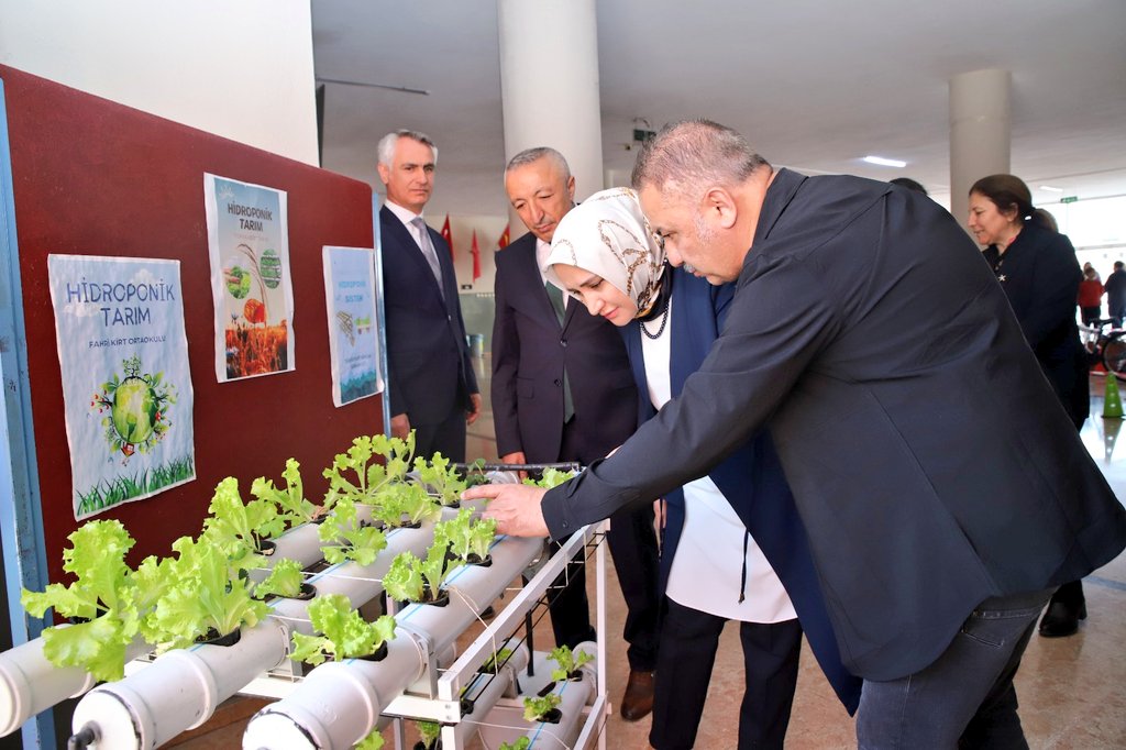 Niğde'de Eğitim Ziyareti: İl Millî Eğitim Müdürü Bor Okulunu İnceledi