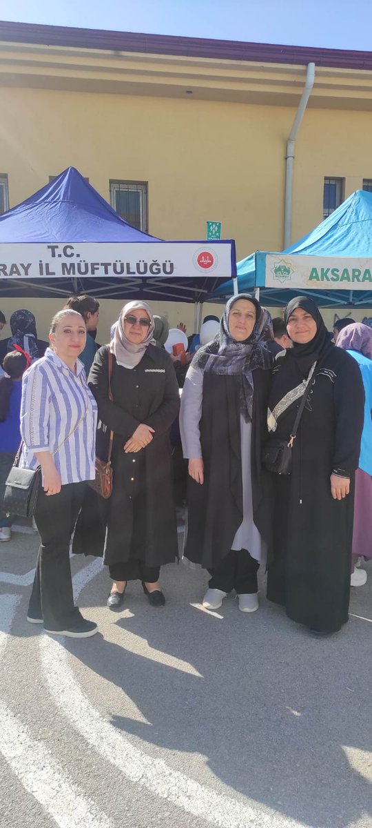 Aksaray'daki Ak kadınlar Gazze için kermes düzenledi