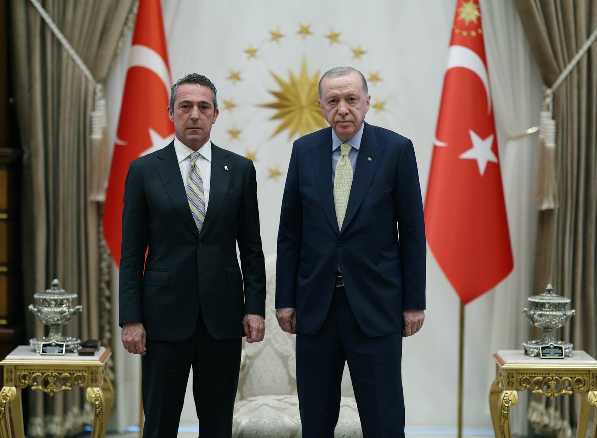 Erdoğan, Ali Koç ile Cumhurbaşkanlığı Külliyesi'nde Buluştu
