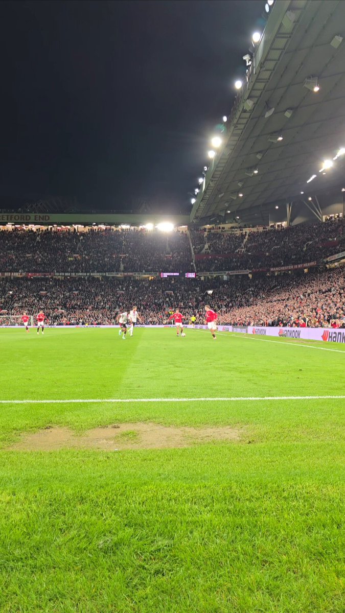 Manchester United'ın UEFA Ev Kupası'ndan Çek Out Olması Eleştiriliyor