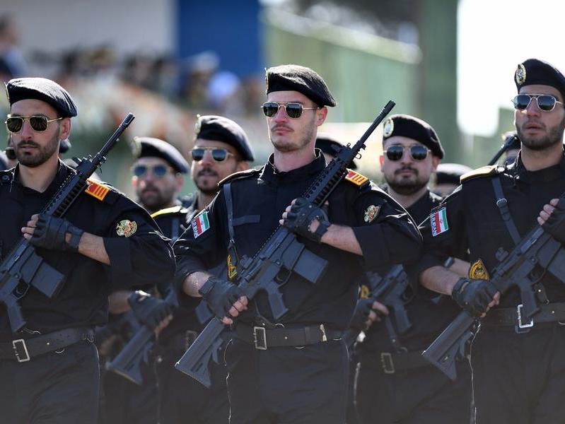 İran, Ulusal Ordu Günü'nde Ülke Geneli Törenler Düzenledi