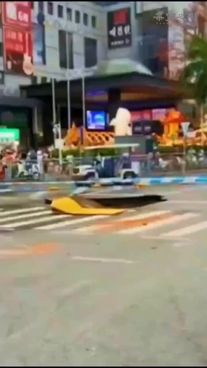 Shenzhen’de Aniden Ortaya Çıkan Yeraltı Boşluğu