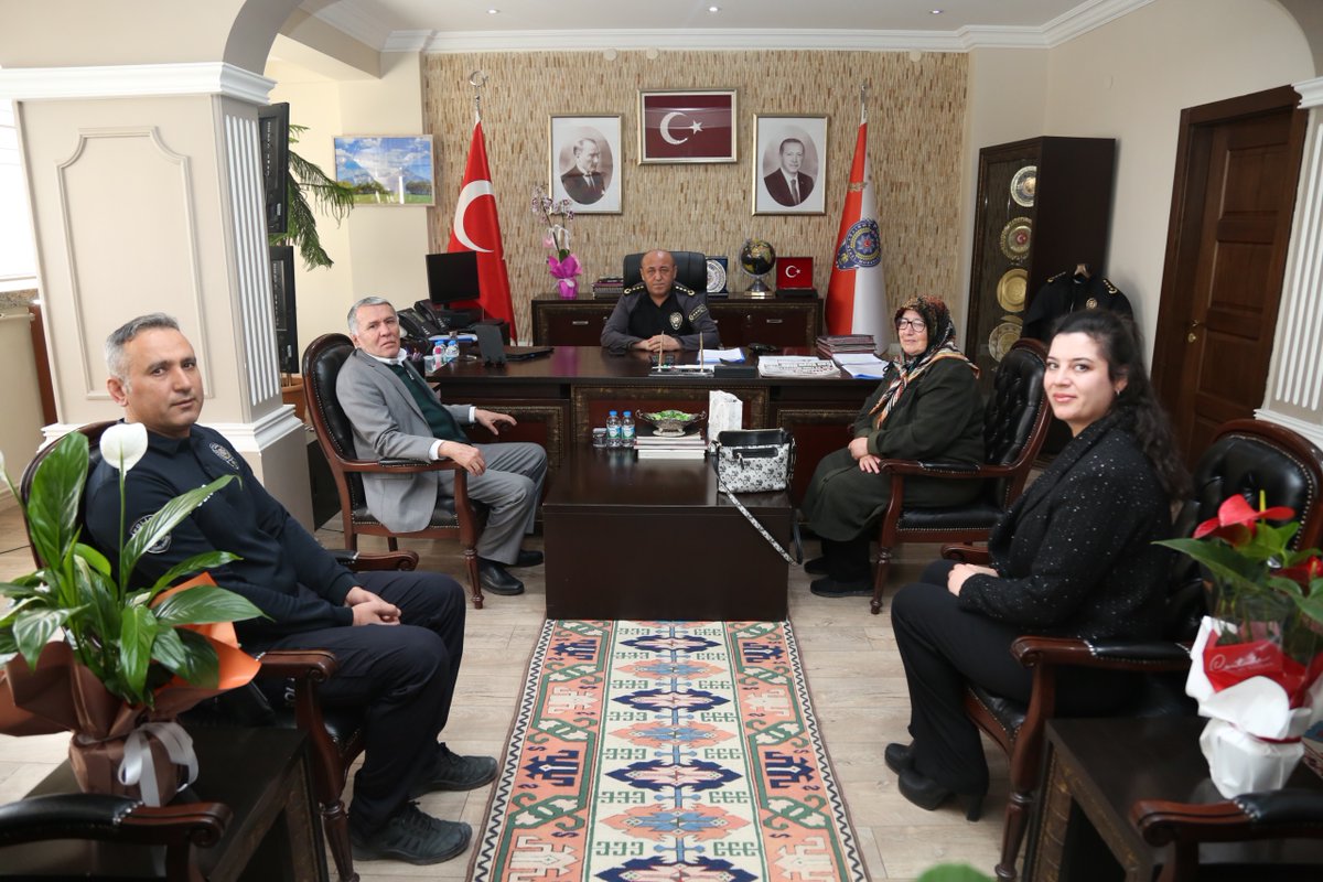 Aksaray Emniyet Müdürlüğü, Şehit Polis Memurunun Ailesini Ziyaret Etti