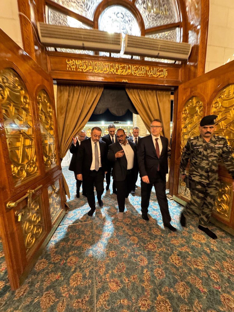 Bakan Yardımcısı Yılmaz, Irak'ın Necef şehrindeki Büyük Kufe Camii'ni Ziyaret Etti