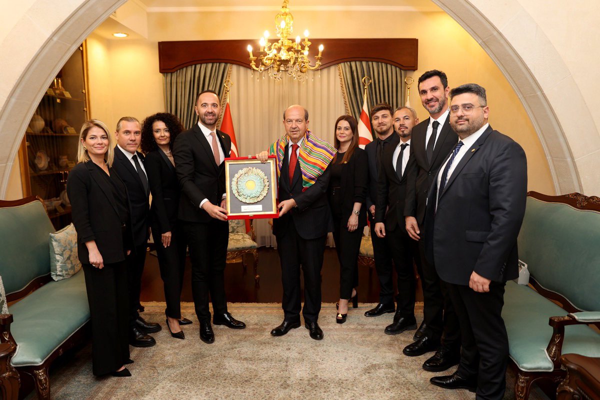 KKTC Cumhurbaşkanı Tatar, Yörük Sanayici ve İş İnsanları Derneği Başkanı'nı Kabul Etti