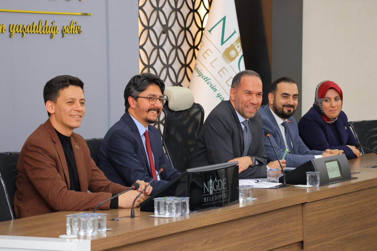 AK Parti İl Teşkilatı, Niğde Belediye Başkanı Özdemir’i Ziyaret Etti