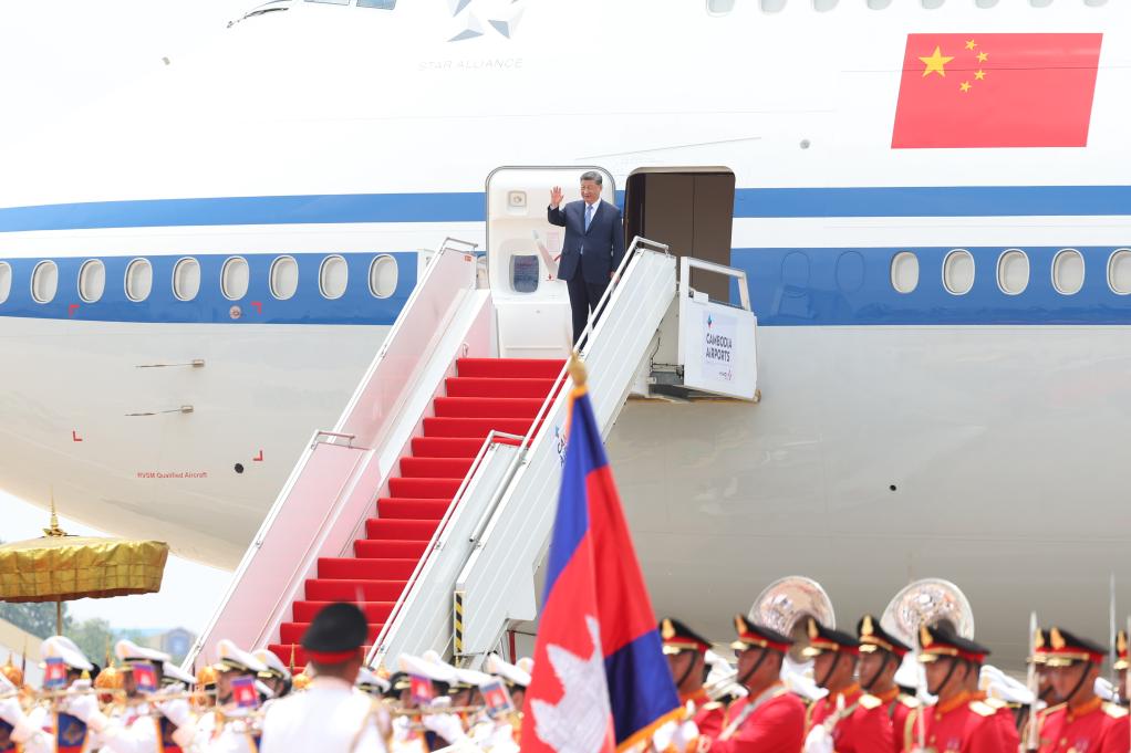 Çin Devlet Başkanı Xi Jinping, Kampuchaya Ulusal Ziyaret Başlattı
