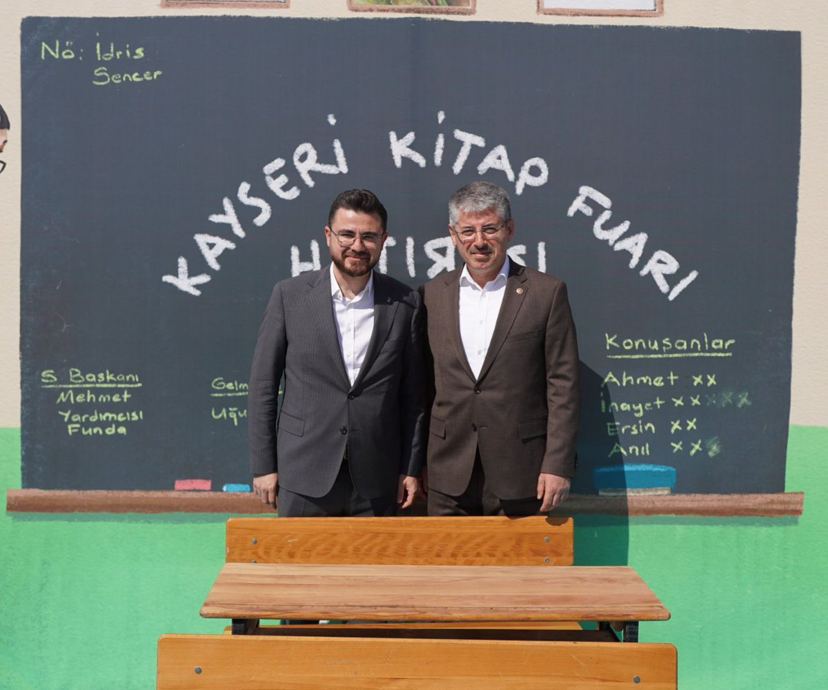 Recep Tayyip Erdoğan, Kayseri Kitap Fuarını Ziyaret Etti