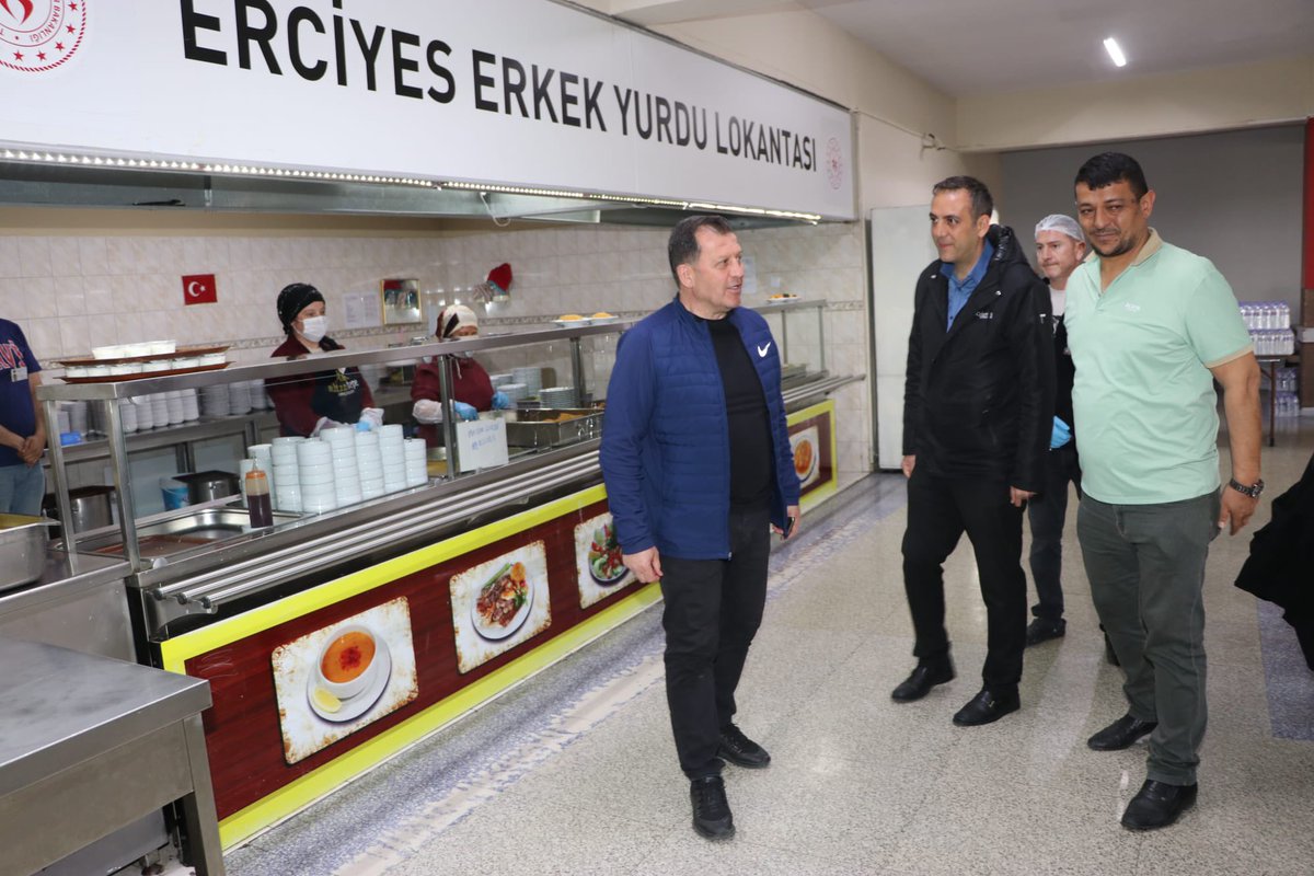 Kayseri'de Erciyes Erkek Öğrenci Yurdunu Gençlik ve Spor İl Müdürü Ziyaret Etti