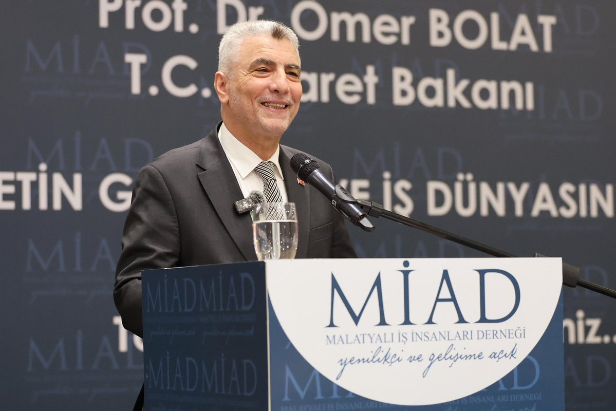 Ticaret Bakanı Bolat, 2025 İstişare Toplantısına Katıldı: İhracat Stratejileri Tartışıldı