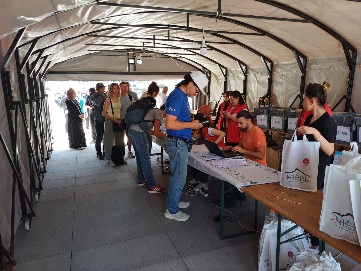 Doğuş Holding Niğde Yarı Maratonu Başlıyor: Kit Dağıtımı Began