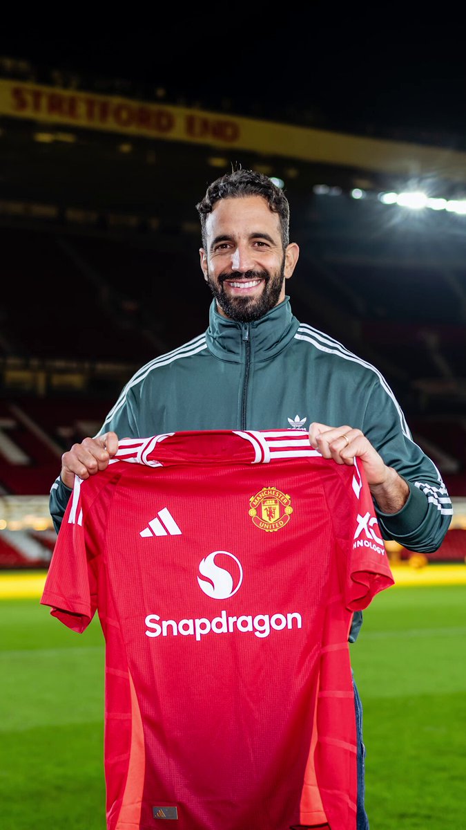 Manchester United'ın Louder for the Ones at the Back Sloganına Yeni Bir Anlam Katması