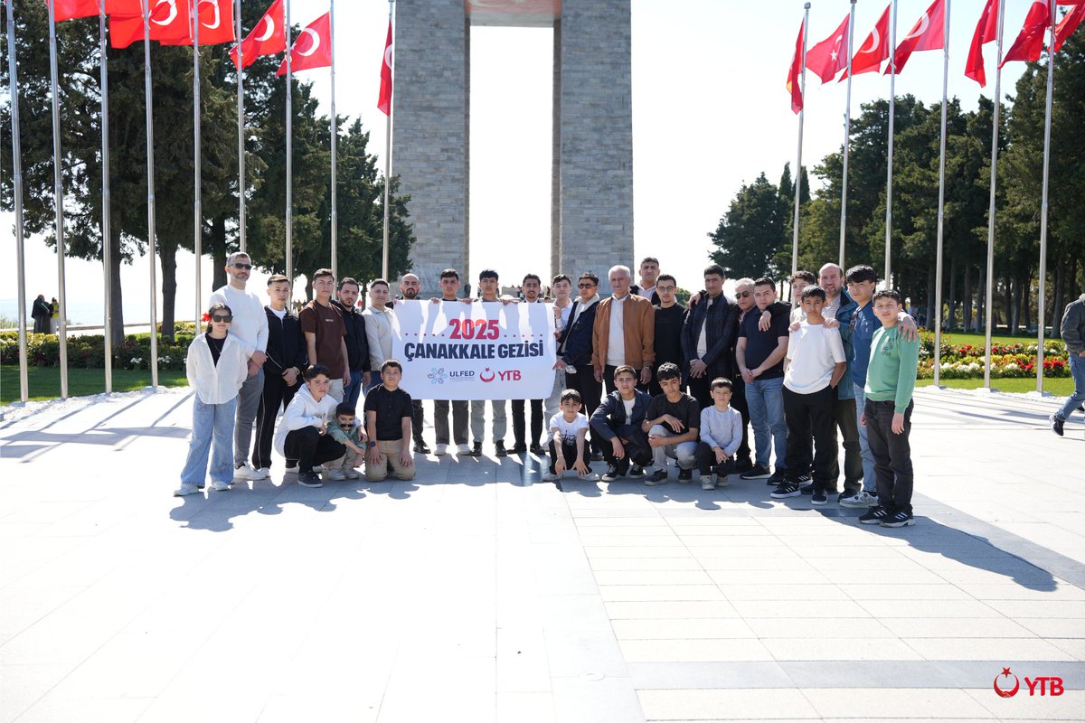 Suriyeli Türkmen Gençler Çanakkle'de Tarihi Bir Yolculuğa Çıktı