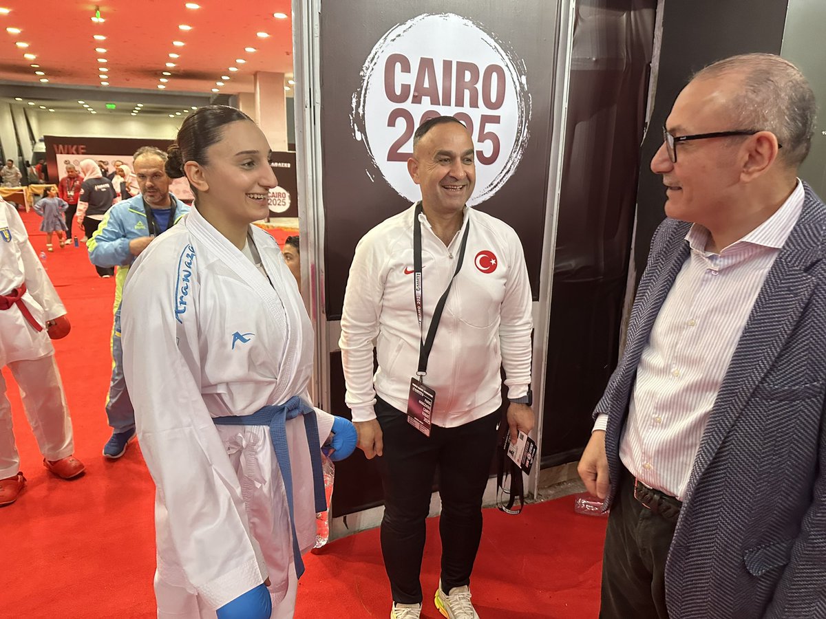 Mısır Büyükelçisi Karate Takımının Başarısını Kutladı