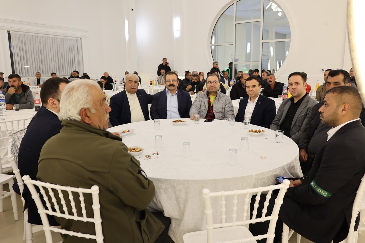 Ak Parti İlçe Başkanları Kaplan ve Yerli Ailesinin Düğününe Katıldı