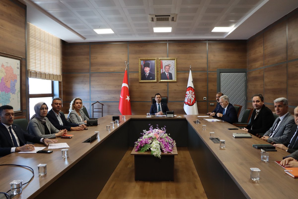 Niğde'de İstihdam Kurulu Toplandı: Mesleki Eğitim ve İş Buluşmaları Ele Alındı