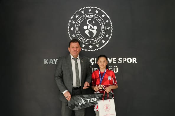 Kayseri Badminton Gençleri Milli Takıma Yürüdü