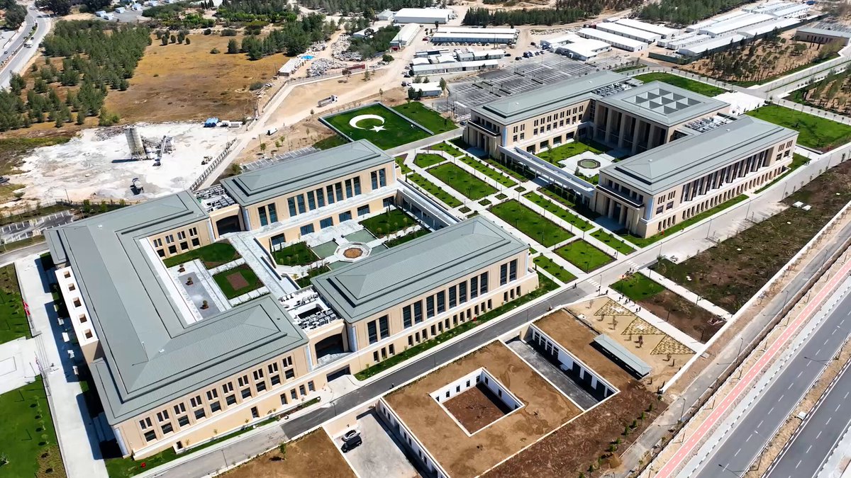 Türkiye, Kıbrıs’a Yeni Bir Külliye Kazandırıyor
